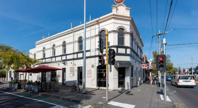 Private Unit in Heritage Building in Fitzroy North, Book Lejlighed Lejligheder i Fitzroy, Lejlighed
