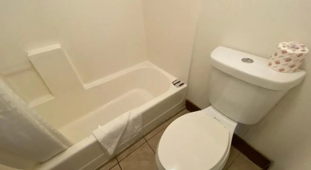 Четырёхместный номер Standard Windsor Inn Lake Havasu City