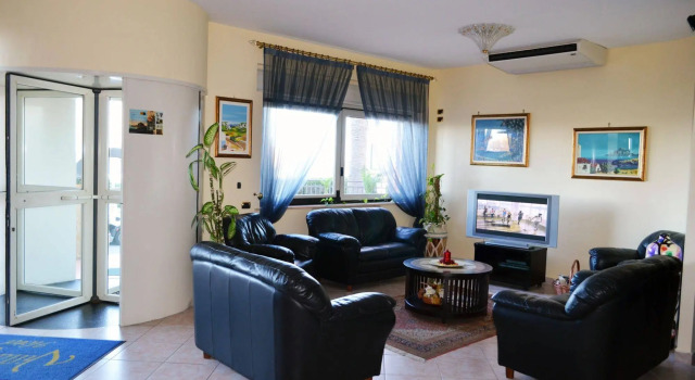 Villa Gaia Hotel, Забронировать Отель Отели Чефалу с завтраком, рядом с Пляж Чефалу, Завтраки