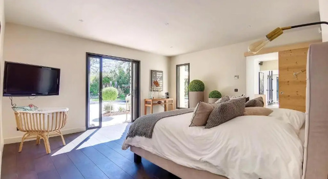 Villa de prestige 10 personnes à Eyragues, Rezerwuj Willa Hotele w Carros z basenem, Basen