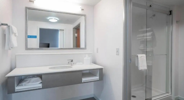 Люкс Hampton Inn & Suites Newburgh Stewart Airport, NY