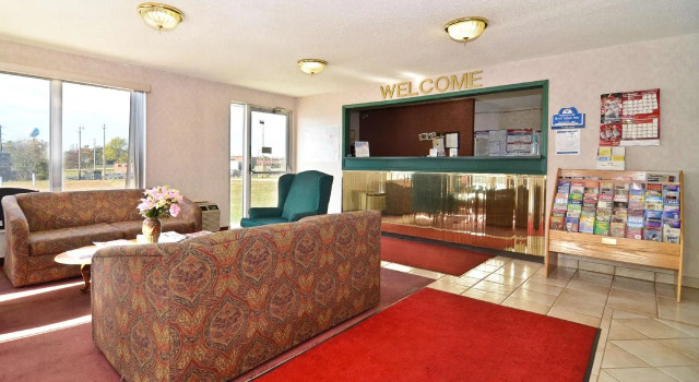 Americas Best Value Inn Warrenton, Boek Hotel Hotels in Missouri met zwembad, Zwembad