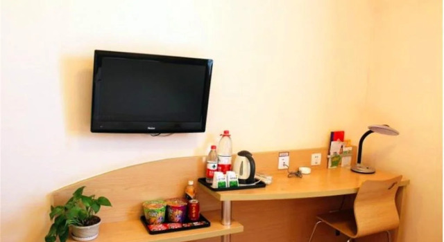 Grace Inn Qingdao Middle Chongqing Road Airport Branch, Prenota Hotel Hotel a Shandong con parcheggio, Parcheggio