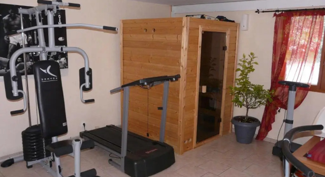 Пятиместный номер Standard Chambres dhôte du Domaine de la Reine Blanche