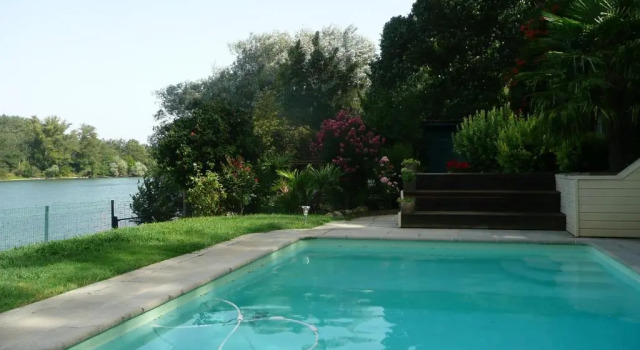 B&B Garonnella, Varaa Hotelli Hotellit Haute-Garonne pysäköinnillä, Pysäköinti