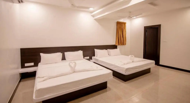 Gopuram Grand, Book Hotel Madurai Tamil Nadu