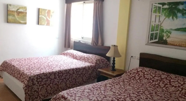 Четырёхместный номер Standard Easy Inn Hotel