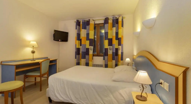 Четырёхместный номер Standard Hôtel La Redoute