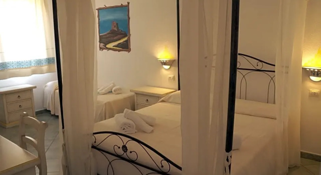 Четырёхместный номер Economy Hotel La Ciaccia