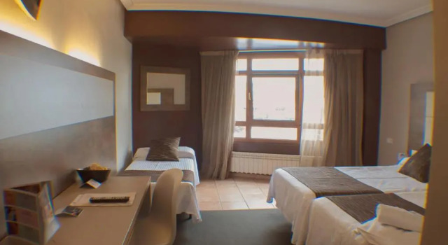 Трёхместный номер Standard Hotel Spa El Muelle de Suances