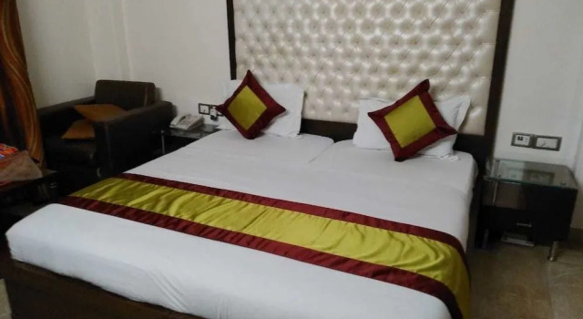 Super 51 Hotel, Забронировать Отель Отели Нью-Дели с завтраком, Завтраки