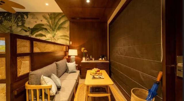Elivaas Bauhinia 5BHK villa with private pool, Rezerwuj Willa Assagao North Goa
