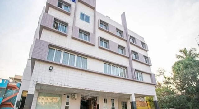 Sri Nidhi Hotel