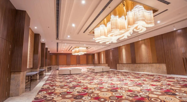 The Lalita Grand