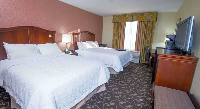 Четырёхместный люкс Hampton by Hilton Brattleboro