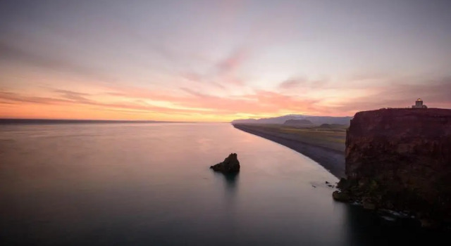 Mid Hvoll Cottages, Забронировать Отель Suður Hvoll 