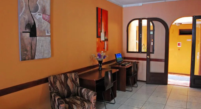 Hotel Plaza Colon, Забронировать Отель Арика Arica y Parinacota, рядом с Culture House of Arica