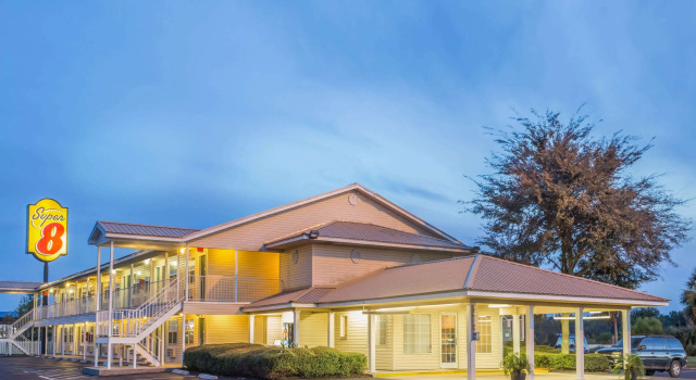 Super 8 by Wyndham Madison, Rezervovat Mini-hotel Madison Florida