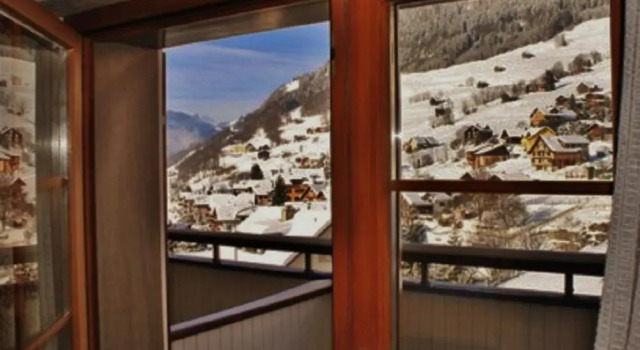 Двухместный номер Standard с балконом Heidi-Guesthouse-Amden Sternen