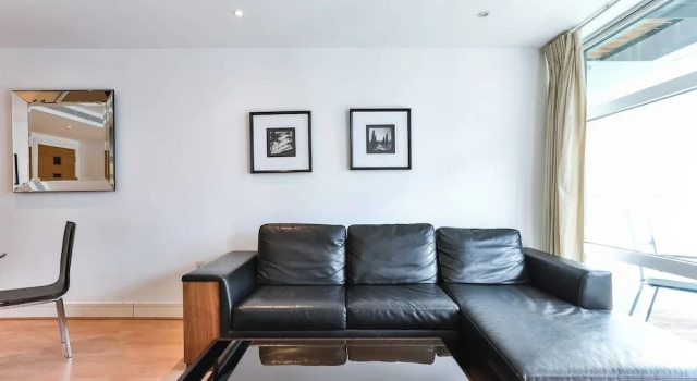 Bright & Modern Apartment - Thames View/5 Guests, Varaa Huoneisto Asunnot kohteessa Merseyside, Huoneisto