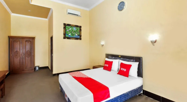 Номер Deluxe Capital O 93391 Golden Manggis Hotel Near SMKN 1 Lingsar