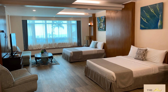 Люкс The Lakeview Suites