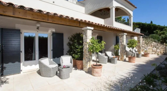 Люкс Les chambres d'hotes de Mougins