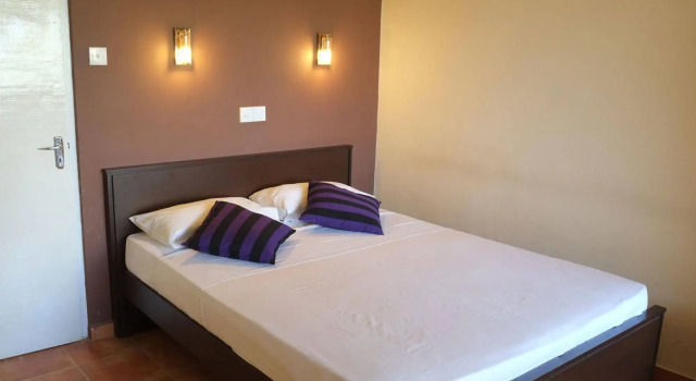 Reggie's Guesthouse, Забронировать Отель Отели Западной провинции 3 звезды, 3*