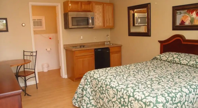 Oneida Lake Inn, Buchen Sie Hotel Sylvan Beach USA