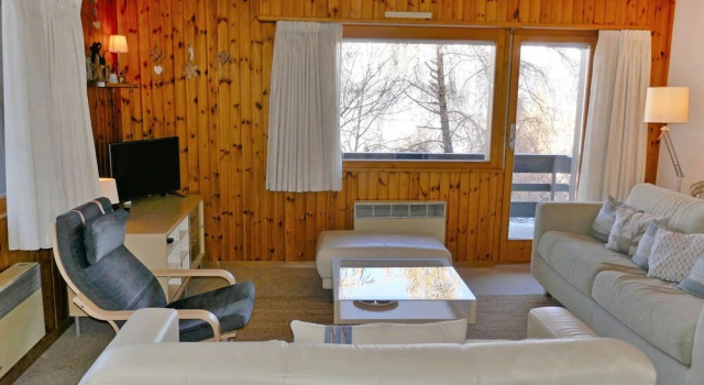 Apartment Prachalier I No6 by Interhome, Prenota Appartamento Hotel a Canton Vallese con parcheggio, Parcheggio