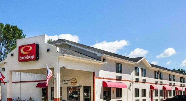 Люкс Econo Lodge Grand Forks near University