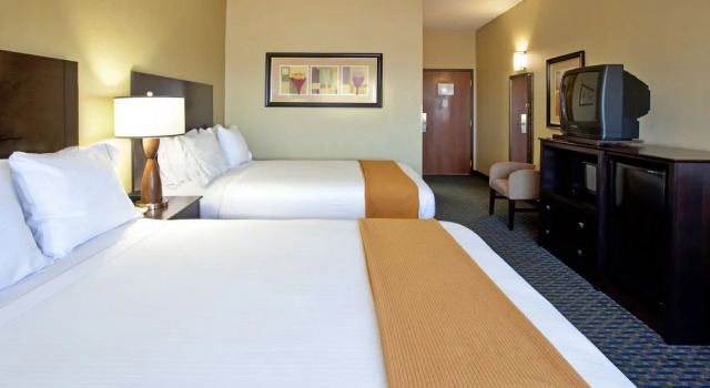 Holiday Inn Express & Suites Phoenix/Chandler (Ahwatukee)