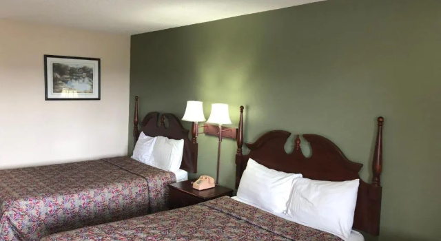 Motor Inns Of America, Book Mini-hotel Moteller i Madisonville, Motel