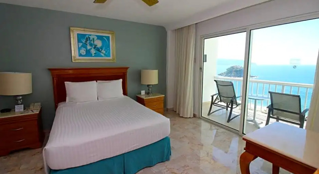 Номер Standard с видом на океан Emporio Acapulco