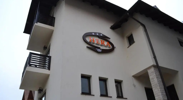 Casa Hera, Забронировать Отель Отели Прахова 3 звезды, 3*