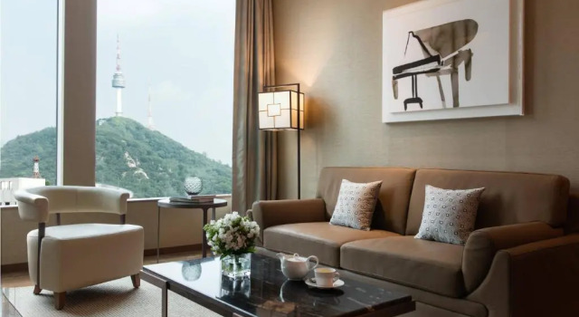 Двухместный люкс Courtyard by Marriott Seoul Myeongdong