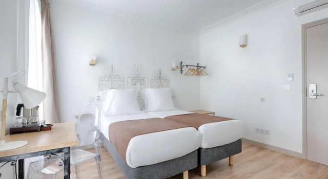 Четырёхместный номер Standard Hôtel Korner Etoile