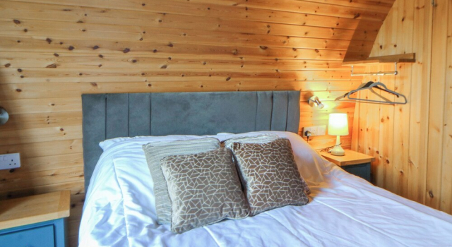 Glamping Pod 4 - Gower