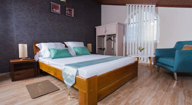Двухместный номер Comfort с видом на сад H&H  Chambre De Charme