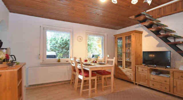 Modern Holiday Home in Güntersberge With Fish Pond, Prenota Casa vacanze Cottage a Garz, Cottage