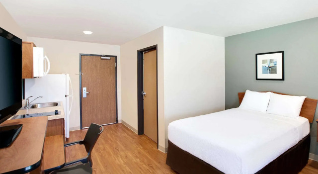 WoodSpring Suites Lake Charles