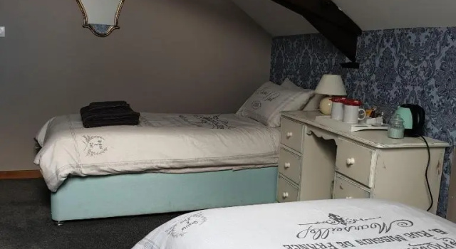 Standard Twin room The Alpaca B&B