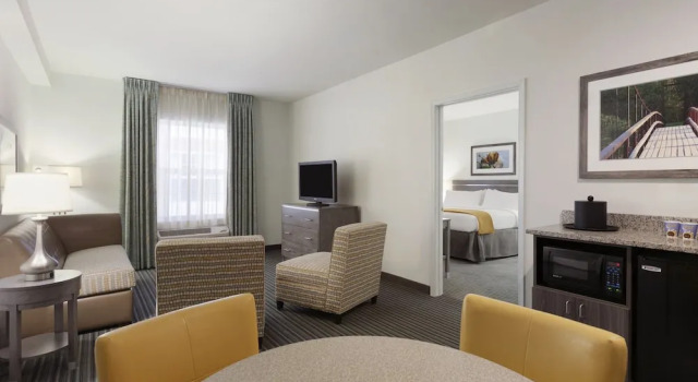Двухместный люкс Holiday Inn Express Williamsburg North by IHG