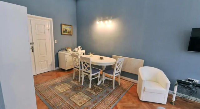 Apartment 9 - City centre, Varaa Huoneisto Sibiu Old Town 