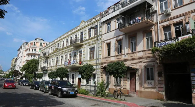 makvalas apartment in batumi centre, Book Apartment Batumi 