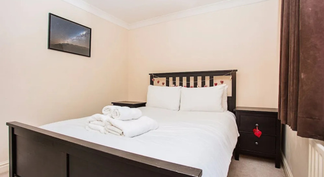 North London Flat for 2 People, Забронировать Отель Отели Англии 3 звезды, 3*