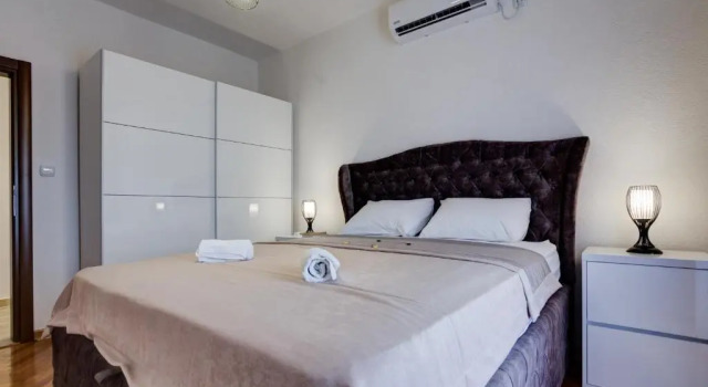 Villa Mina, Book Villa Sommerhuse i Kotor Riviera, Hytte