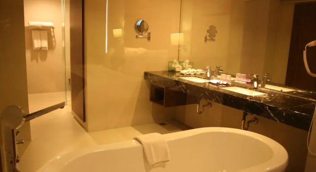 Suite junior MG Setos Hotel Semarang