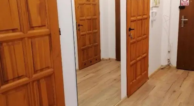Hostel Tulip - Pokój 7 ze wspólną łazienką i kuchnią, Prenota Ostello Ostelli a West Pomerania, Ostello