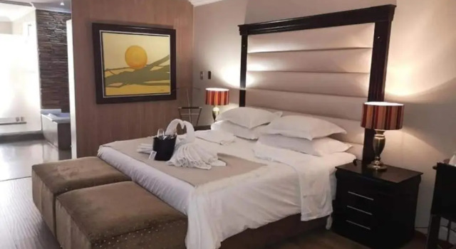Номер Executive African Moon Corporate House